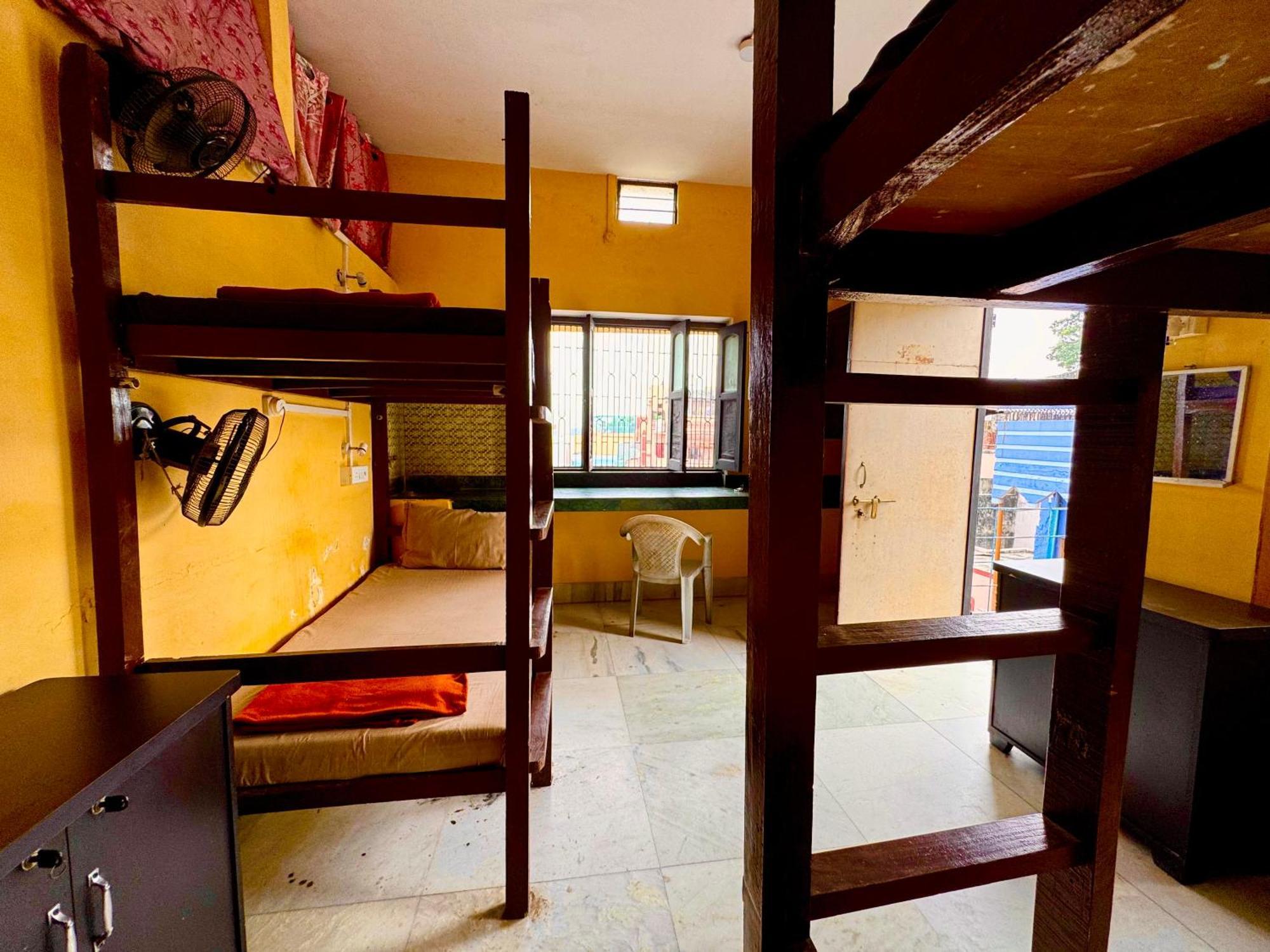 The Ileeka Ananta, Varanasi